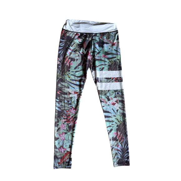 🍁 BUNDLE ONLY - 5/$15 Tropical Flowers Stripe Stretch Leggings, size large - Picture 2 of 2
